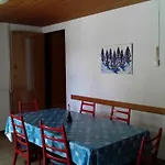 With Parking Space Rukavac, - 13337 公寓 *