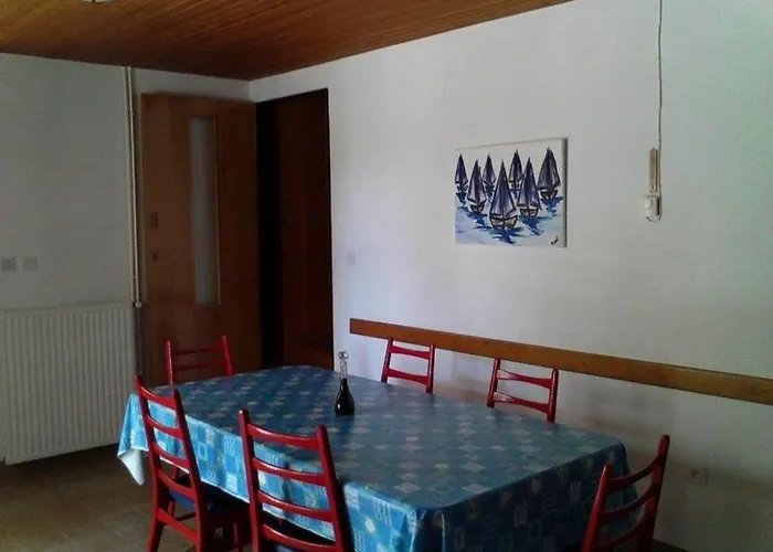 With Parking Space Rukavac, - 13337 Appartamento *